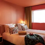 Paul & Pia By Collection - Welcome