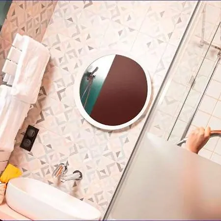 Paul & Pia - Welcome