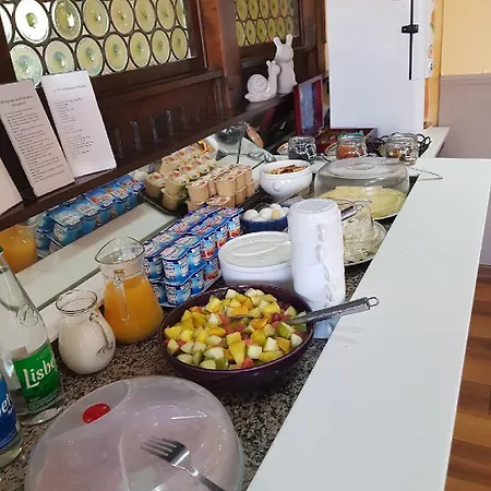 Paul & Pia - Welcome 3*