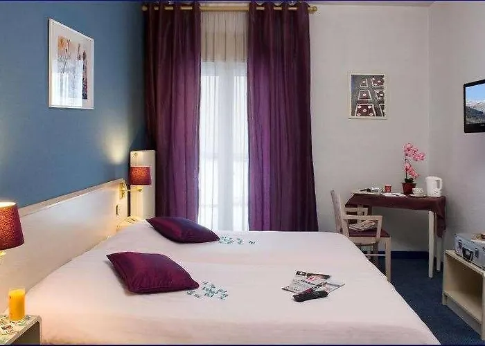 PAUL&PIA - Welcome Home Hotel 3*