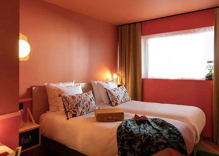 Paul & Pia By Collection - Welcome